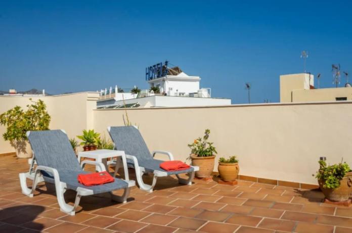 Apartamento MINAGA 3 Nerja Esterno foto